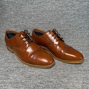 Elegant Tan Leather Men's Oxfords